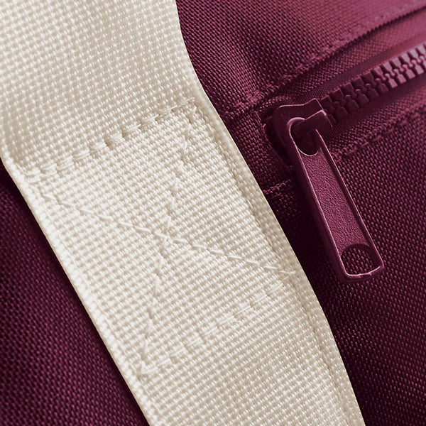 Bolsa-barril-granate-detalle2