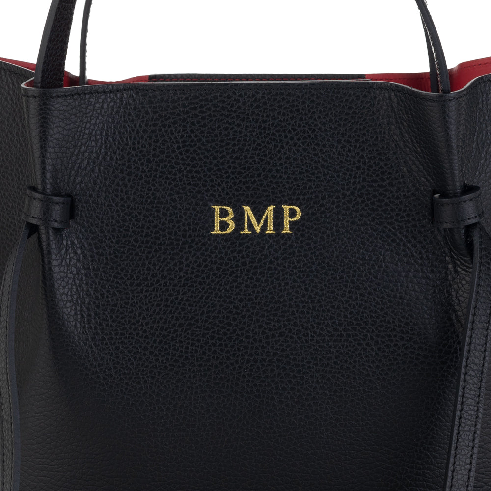 Bolso-piel-personalizado-Versalles-negro-bordado-detalle