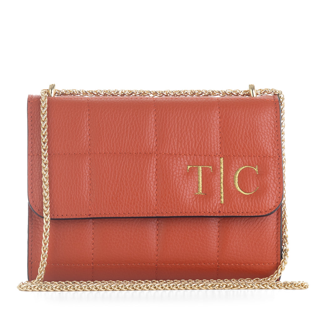 Bolso-piel-personzalizado-San-Marino-naranja-bordado