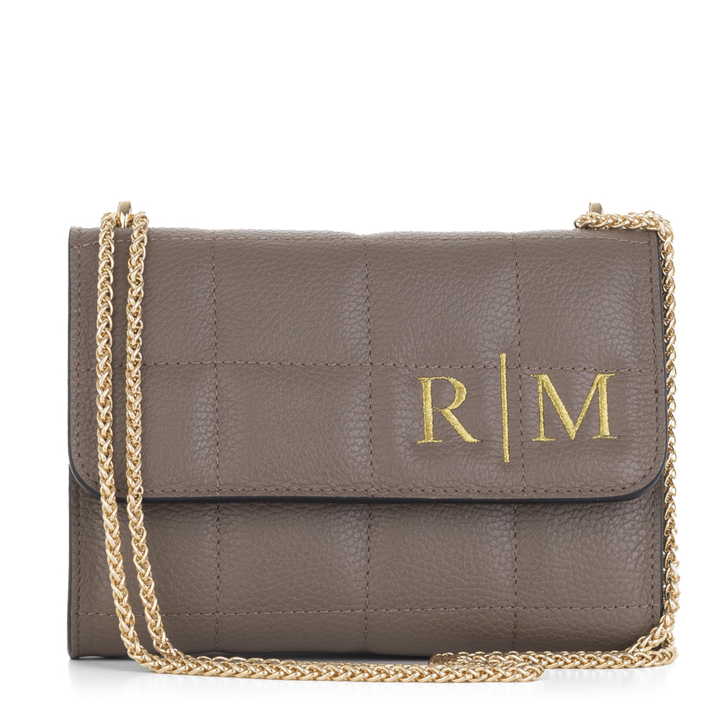 Bolso-piel-personzalizado-San-Marino-topo-bordado