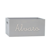 Caja-madera-personalizada-gris-nombre-blanco-caligrafia-30