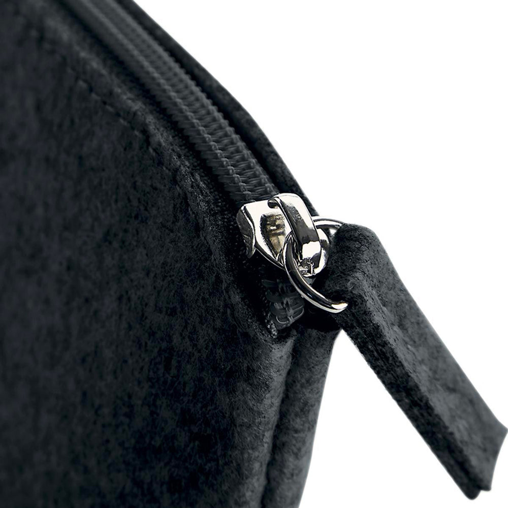 Cartera-mano-personalizada-fieltro-gris-oscuro-detalle