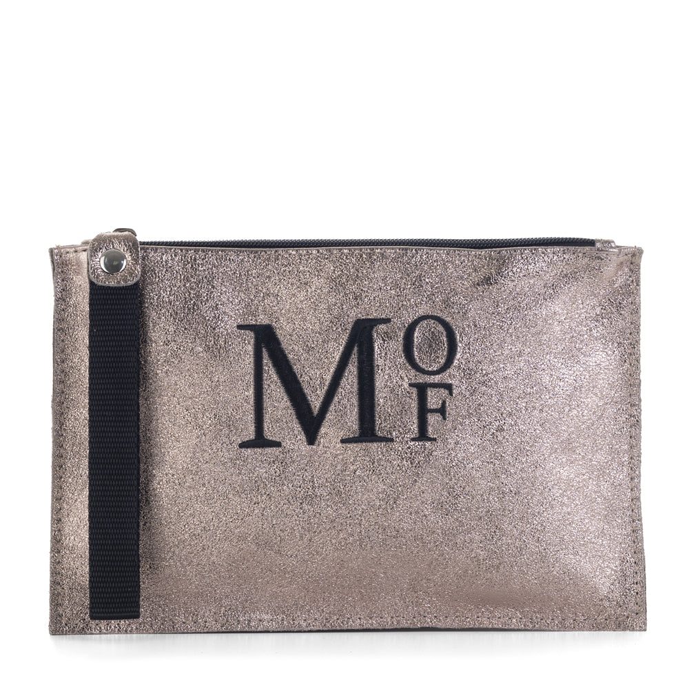 Cartera-mano-piel-zao-night-bronce-bordado