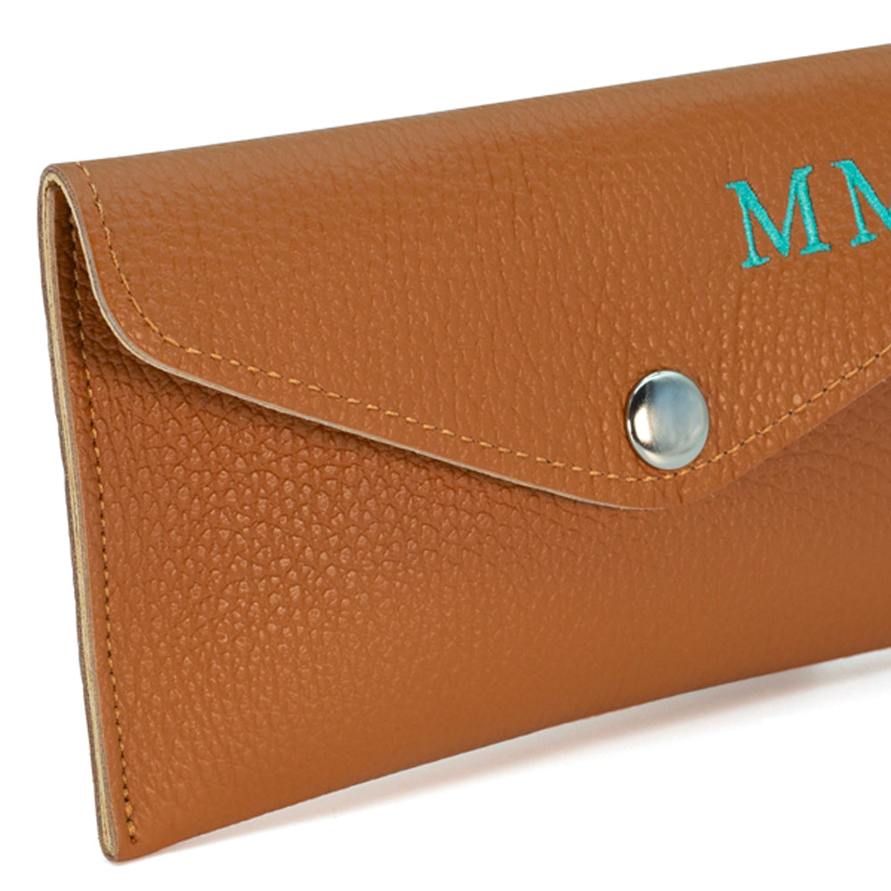 Cartera-piel-personalizada-niagara-cuero-bordada-detalle