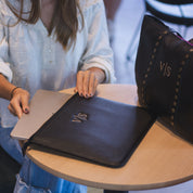 PORTADOCUMENTOS Y FUNDA TABLET PERSONALIZADA PARÍS