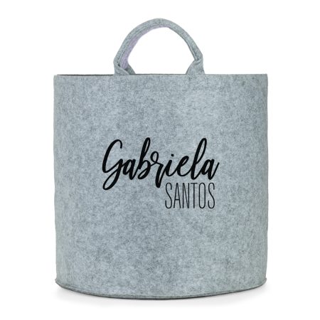 Cesto-fieltro-personalizado-gris-nombre-apellido