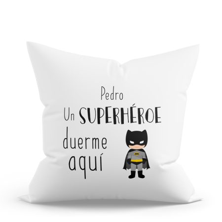 Cojin-personalizado-Superheroe-duerme-aqui-batman